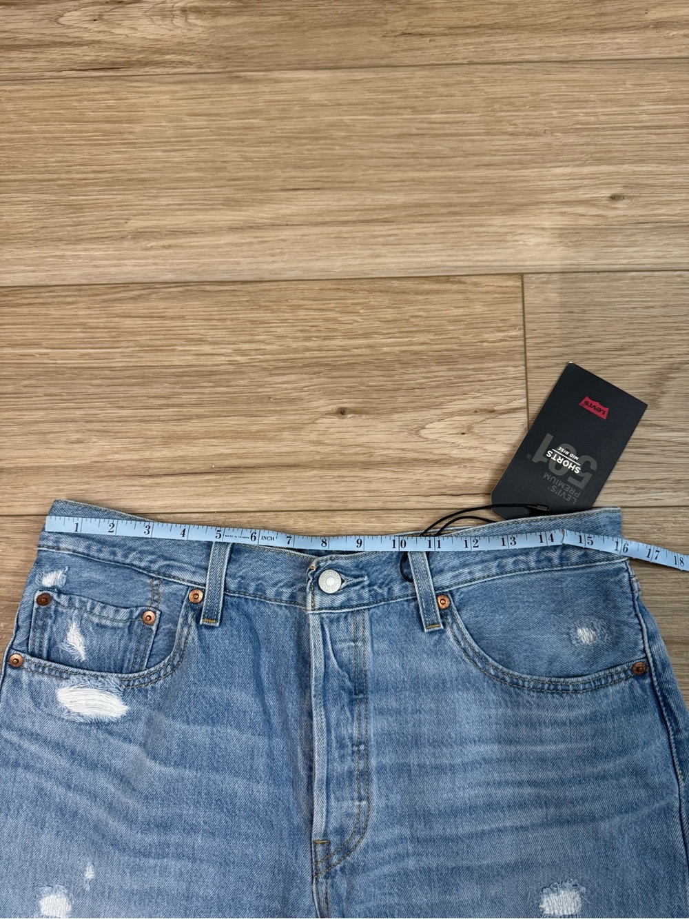 NWT Levi’s 501 Shorts Size 31 - Picture 7 of 11